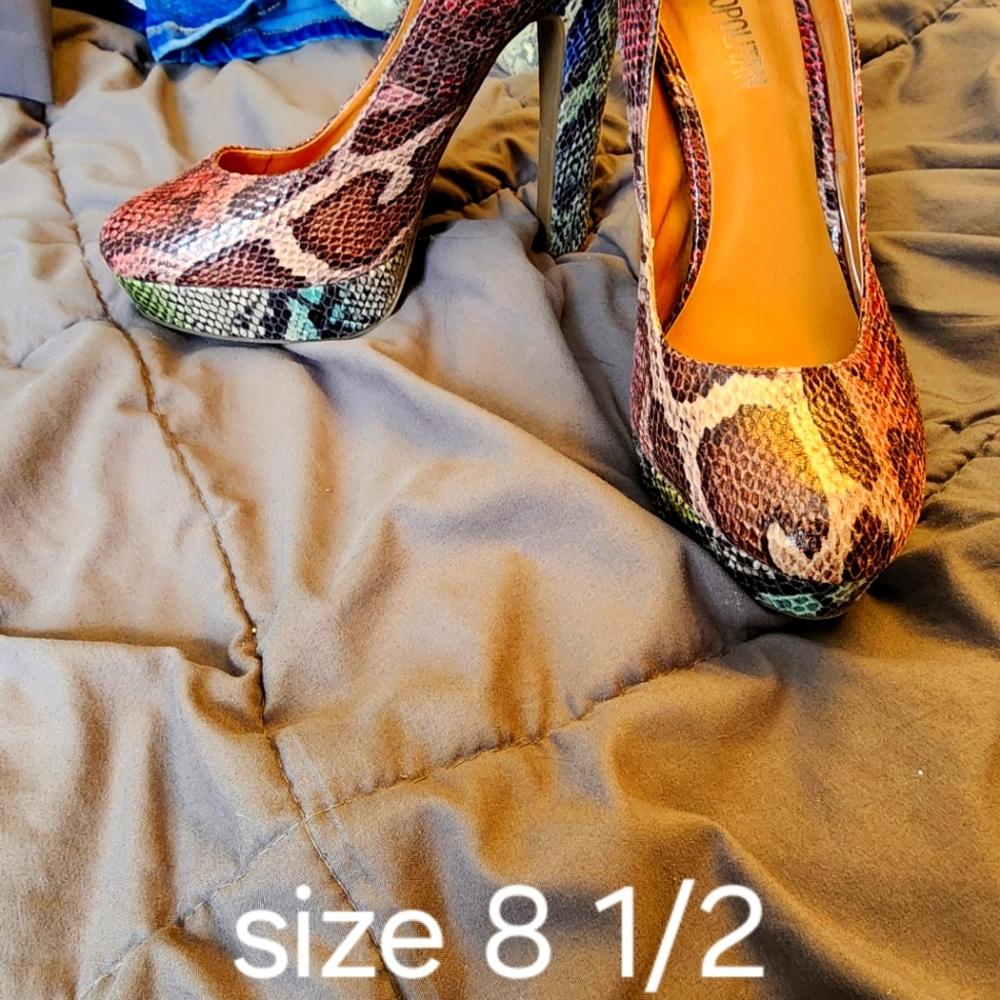 Snake look high heels